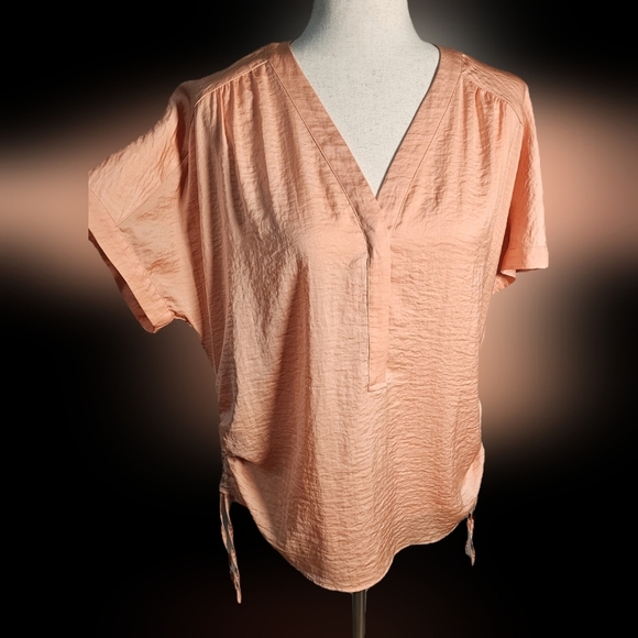 Chicos Peach V-Neck Silky Short Sleeve Blouse - Picture 1 of 16